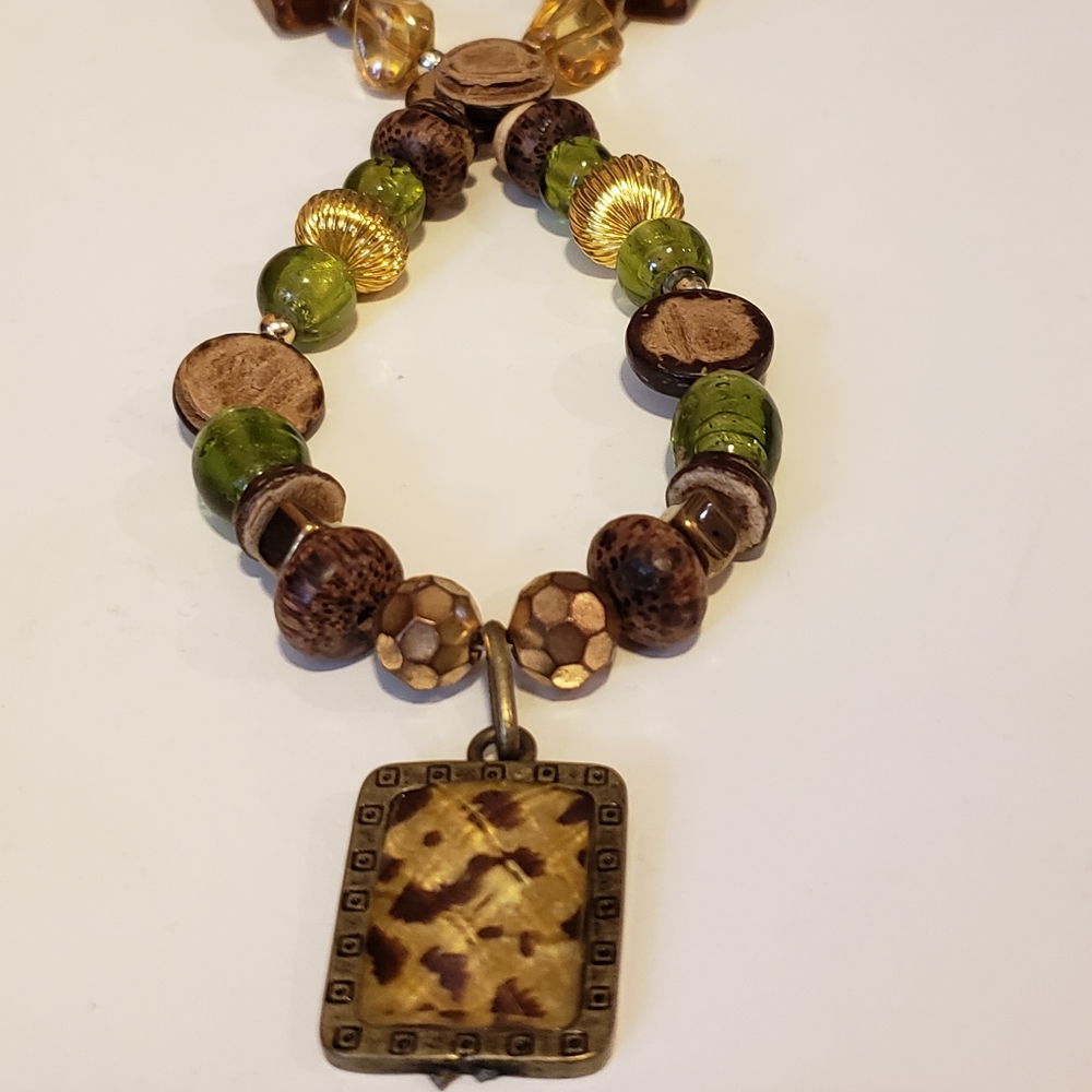 Pendant necklace